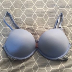 PINK VICTORIA SECRET light blue push-up bra
